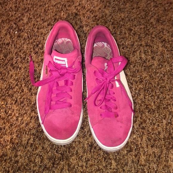 puma suede pink shoes